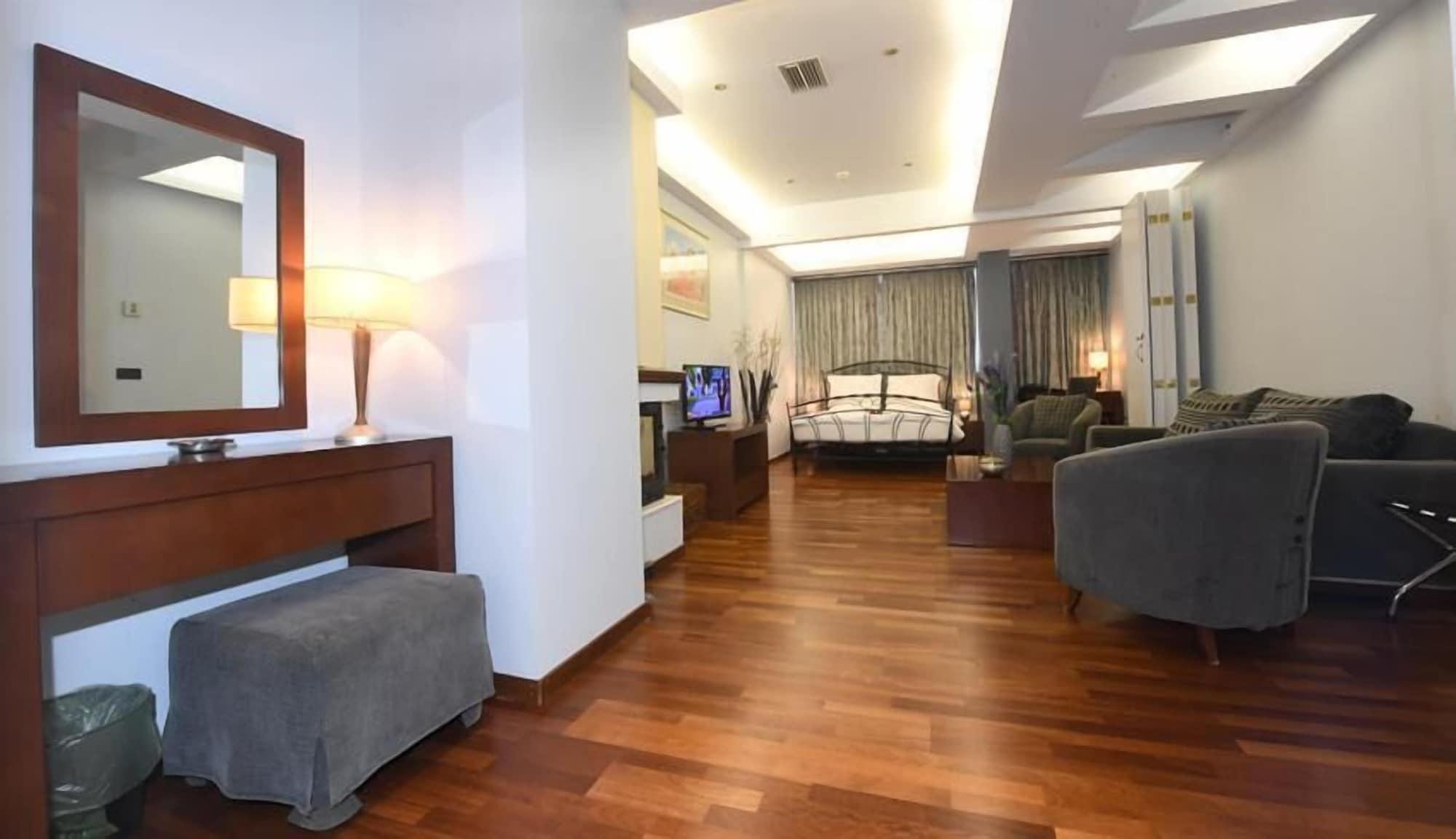 Ephira Hotel Corinth Eksteriør bilde